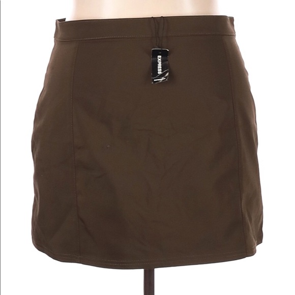 Express size 18 skirt - Picture 2 of 8